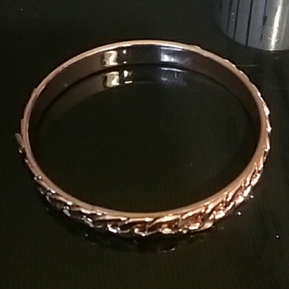 Jewelry - BRAND NEW PLUS SIZE ROSE GOLD METAL CHAIN BANGLE Jewelry - BRAND NEW PLUS SIZE ROSE GOLD METAL CHAIN BANGLE